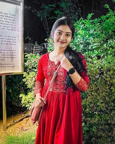 female Call Girls in Lucknow